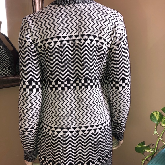 Two Color ♥️ Knit Cozy Coat - Picture 4 of 4